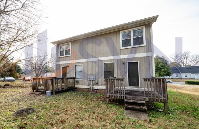 Photo - 407 S Merritt Mill Rd Apartment