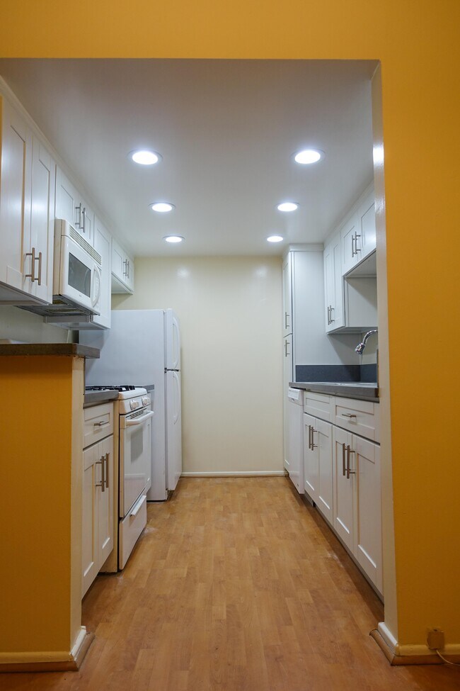 Cocina - 1730 Camden Ave