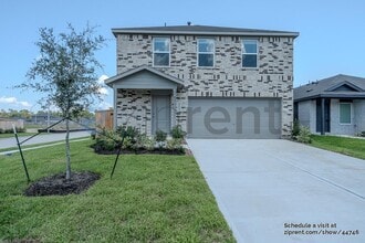 Building Photo - 18003 Valle Cupa Ln