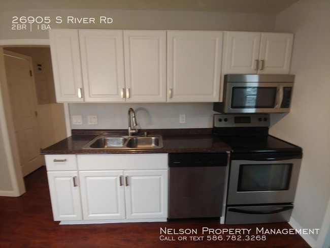 Building Photo - 26905 S River Rd