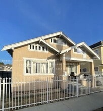 Building Photo - 2120-2124 Linden Ave