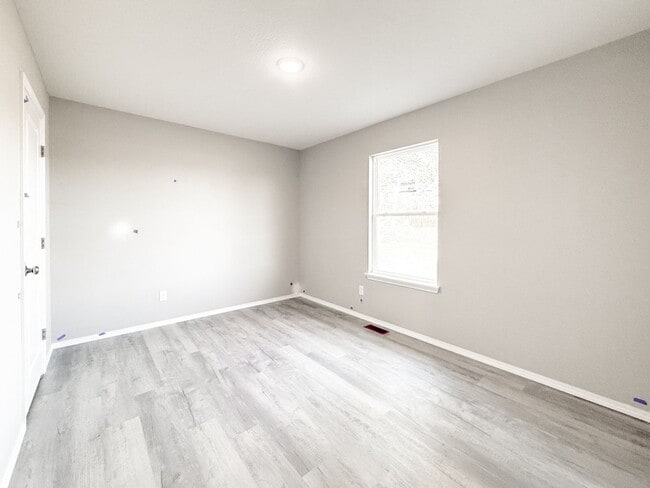 Foto del edificio - Brand New Home!!