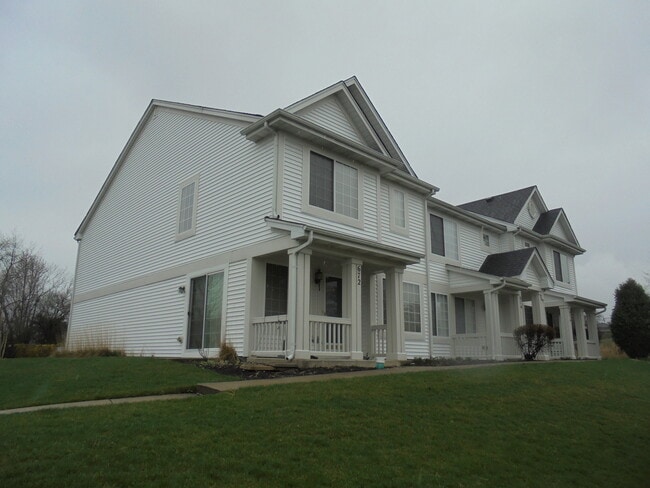 Building Photo - 674 Lincoln Station Dr