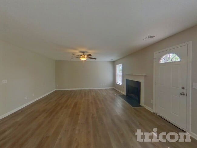 Building Photo - 6010 Horseshoe Ln