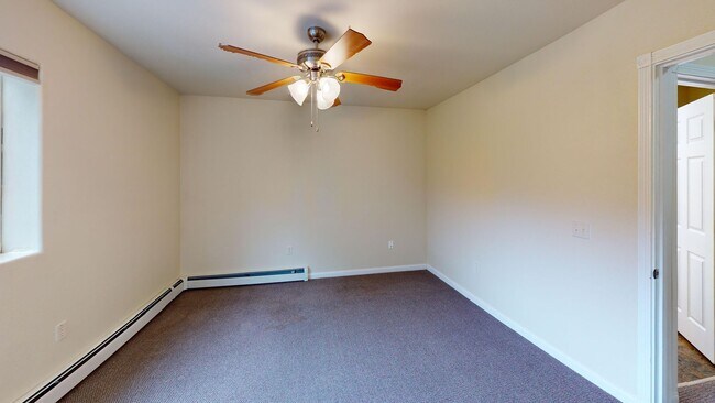Building Photo - 2681 Mockler Ave