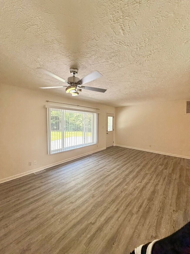 Photo - Beautifully Updated 3-Bedroom Brick Ranch in Kettering House