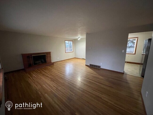 Foto del edificio - 6215 N Winston Dr, Spokane, WA, 99205