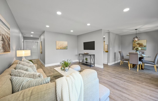 Building Photo - 407 Orange St