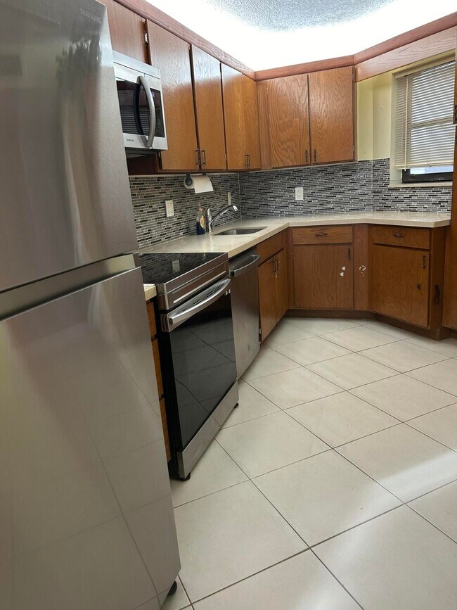 Foto del edificio - 5701 Camino Del Sol