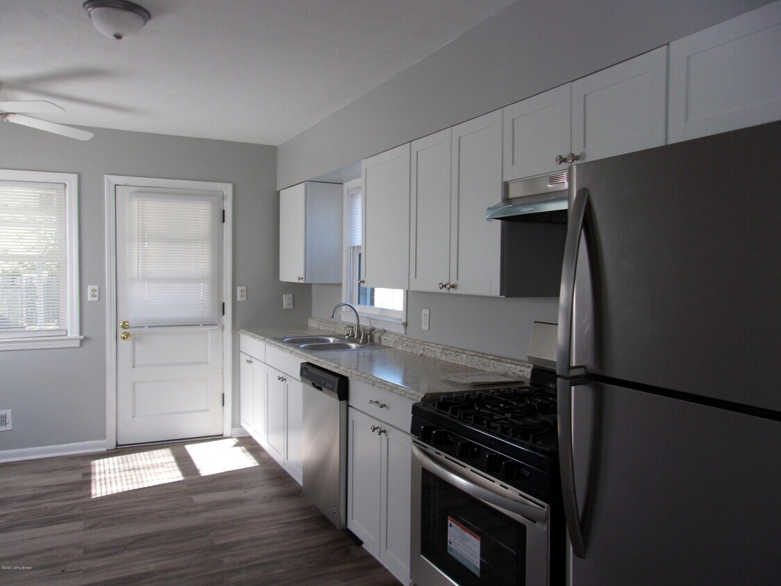 Building Photo - 4512 Janice Way