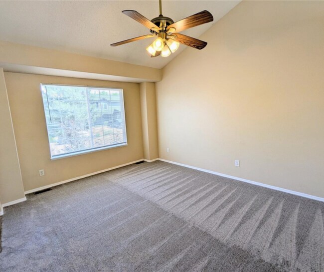 Foto del edificio - 2132 Reminiscent Cir