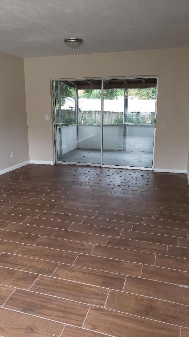 Foto del edificio - 3 Bed 1 Bath Home | Pet Friendly | Washer ...