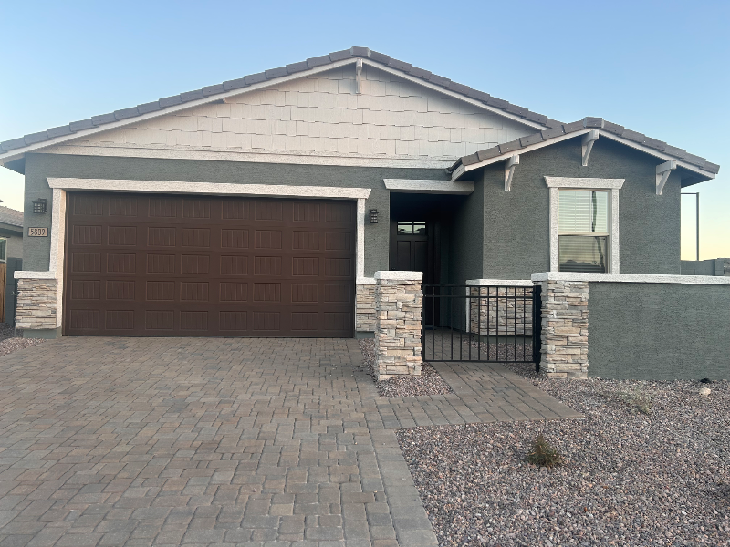 Foto principal - 5809 N 199th Ln