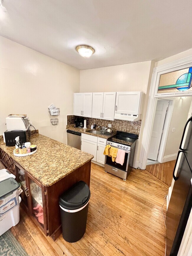 Foto del edificio - 481 Beacon St