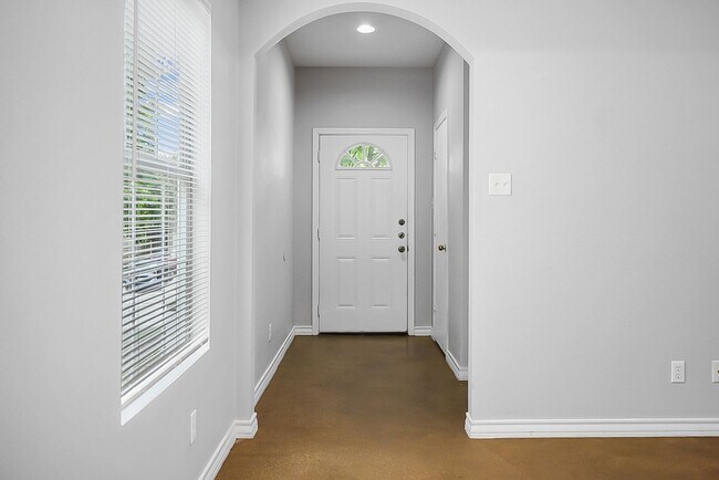 Building Photo - 3 bedroom and 2.5 bathroom located at The ...