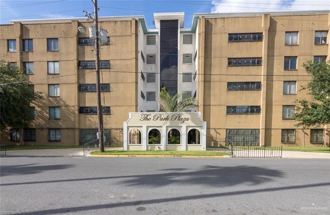 Building Photo - 5321 N 10th St
