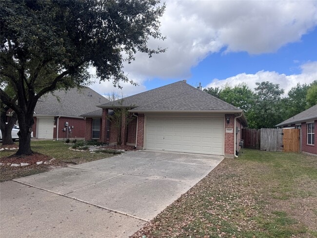 Foto del edificio - 7307 Hollow Field Ln