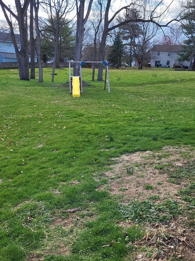 Building Photo - 3 Bedroom Townhome in Lititz