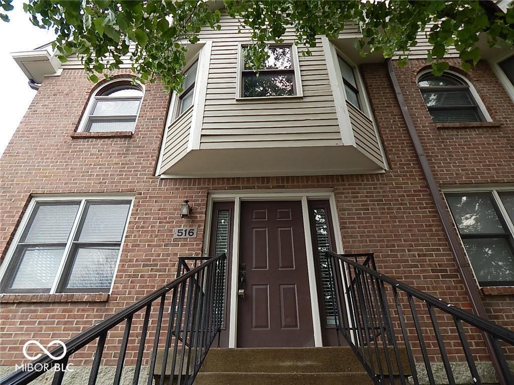 Foto principal - 516 E 10th St