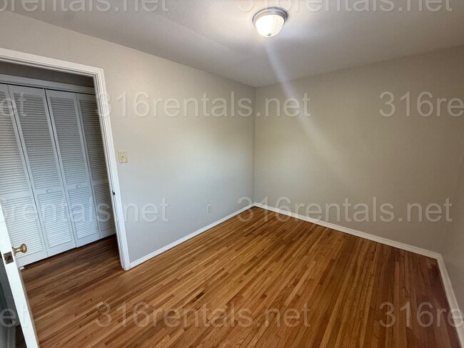 Foto del edificio - $1325 - 3 bedroom / 2 bathroom - Single Family Home