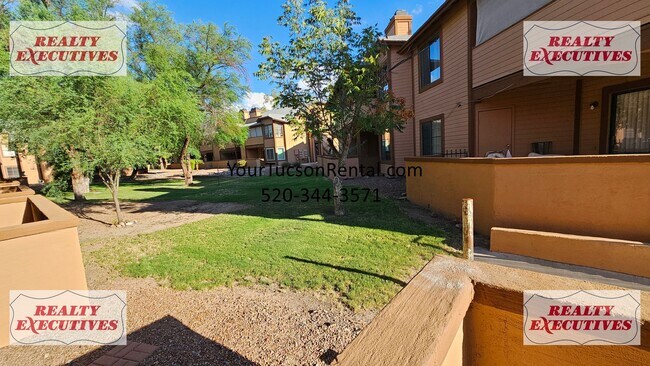 Foto del edificio - Downstairs - 3 Bedrooms and 2 baths with a...