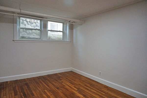 Building Photo - 95 Adams St