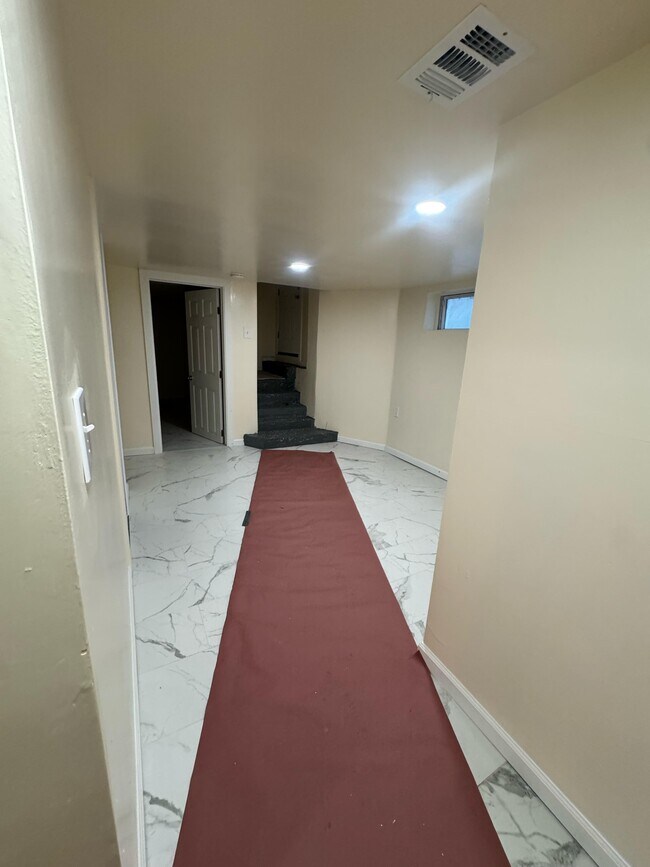 Foto del edificio - 177 Corabelle Ave