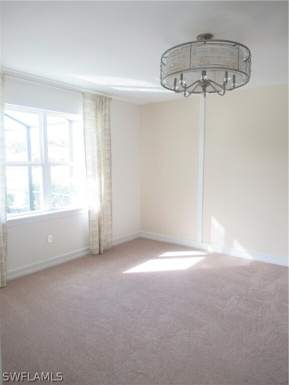 Foto del edificio - 4114 Dutchess Park Rd