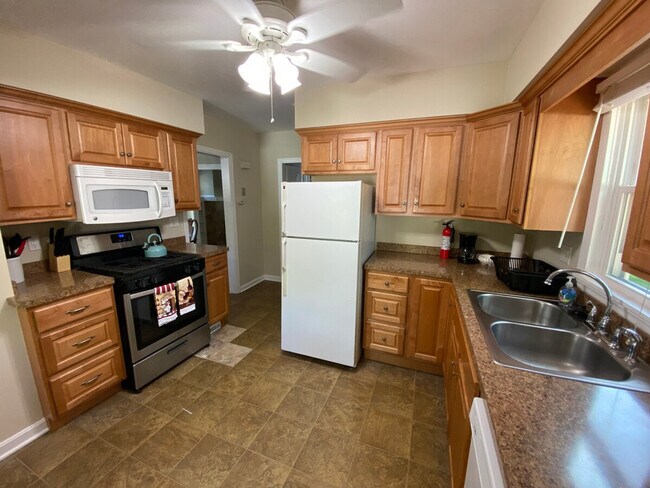 Foto del edificio - 2334 Noble Rd