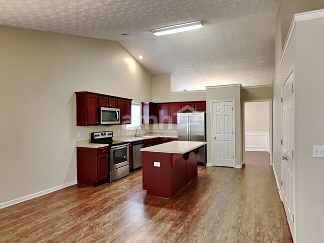 Building Photo - 2166 Blueberry Ln