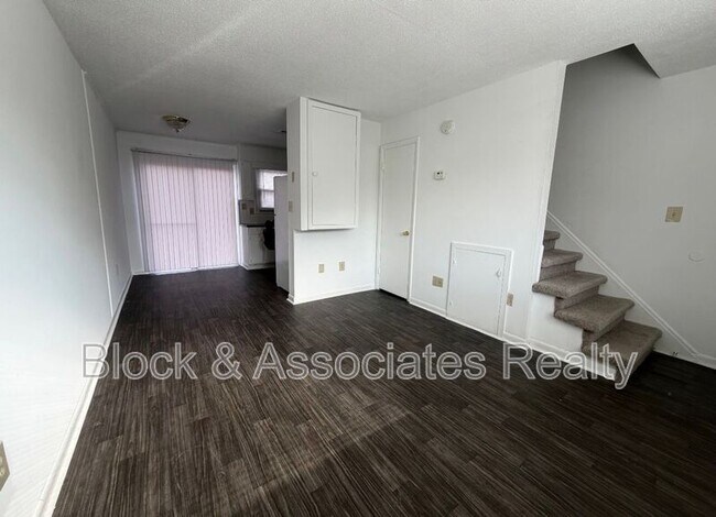 Foto del edificio - 1023 Salisbury St