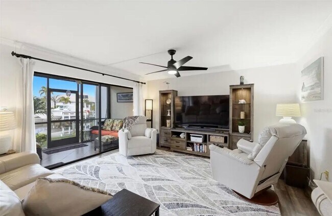Foto del edificio - Waterfront Townhome in Punta Gorda
