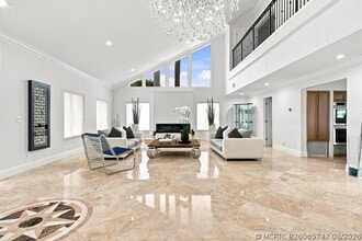 Building Photo - 8709 Banyan Ct