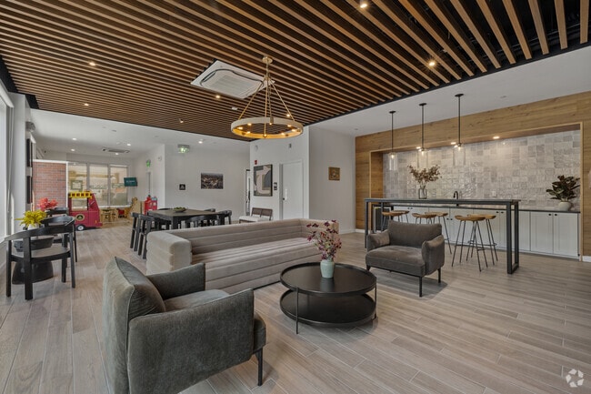 Communal Lounge - The Lafayette Stamford