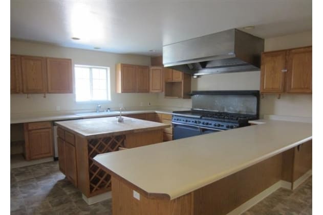 Building Photo - 1369 Faland Way