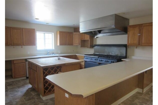 Foto del edificio - 1369 Faland Way
