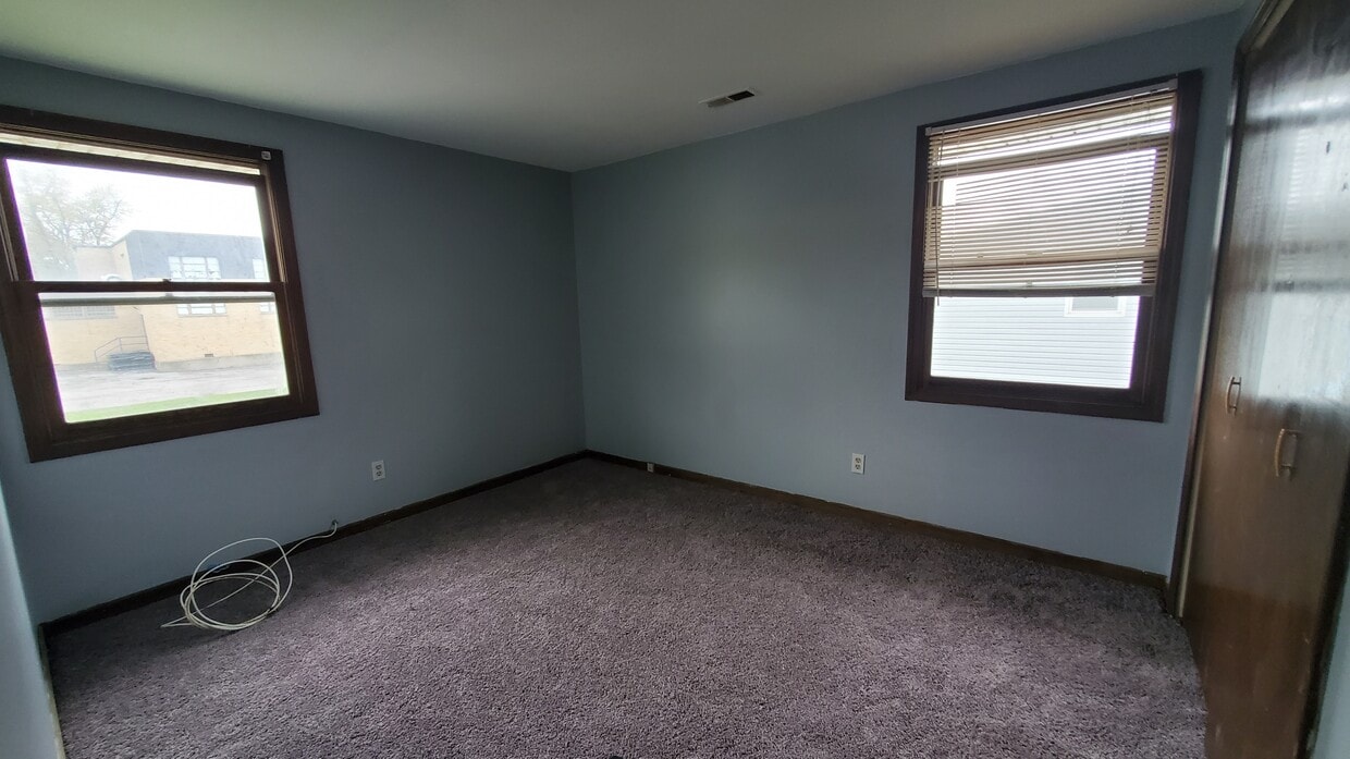 Building Photo - 1349 Pierce Ave