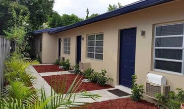 Building Photo - 615 NE 8th Ave