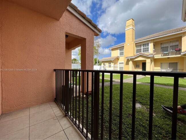 Foto del edificio - 1612 Belmont Ln