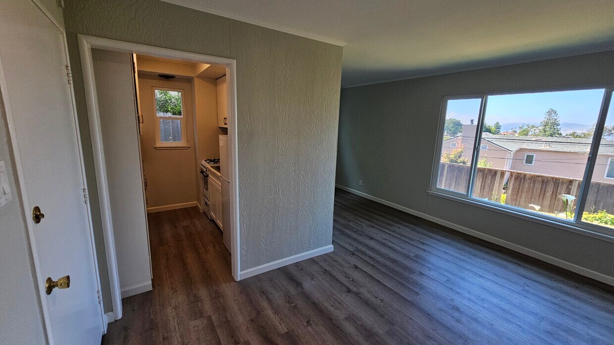 Primary Photo - 1400 Millbrae Ave