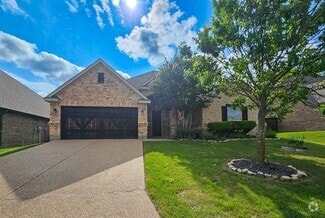 Building Photo - 240 Spyglass Dr