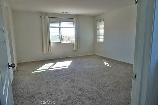 Building Photo - 6342 Mariposa Dr