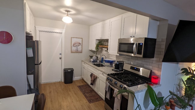 Building Photo - 4885 Naples St