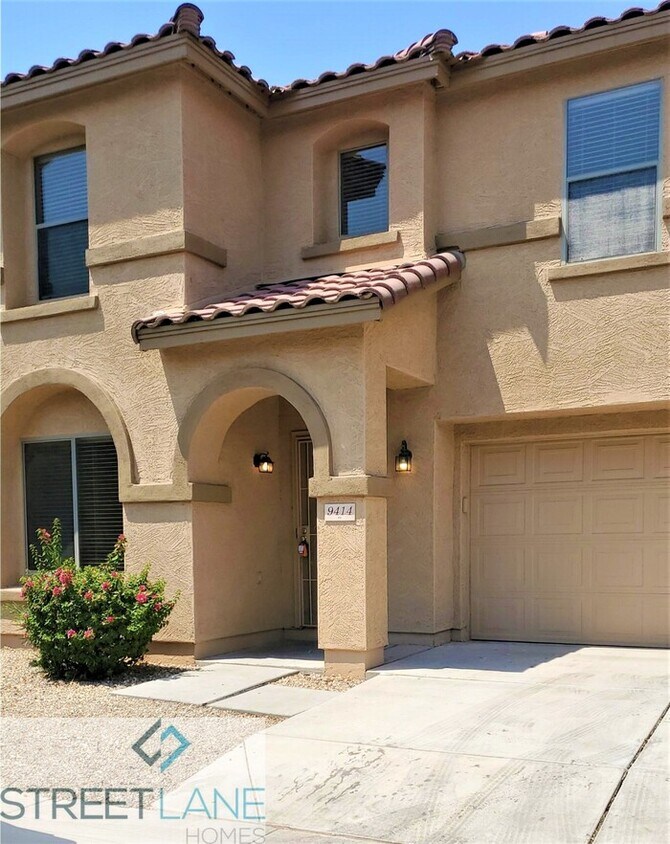 Primary Photo - Charming 4 Bedroom in Phoenix!