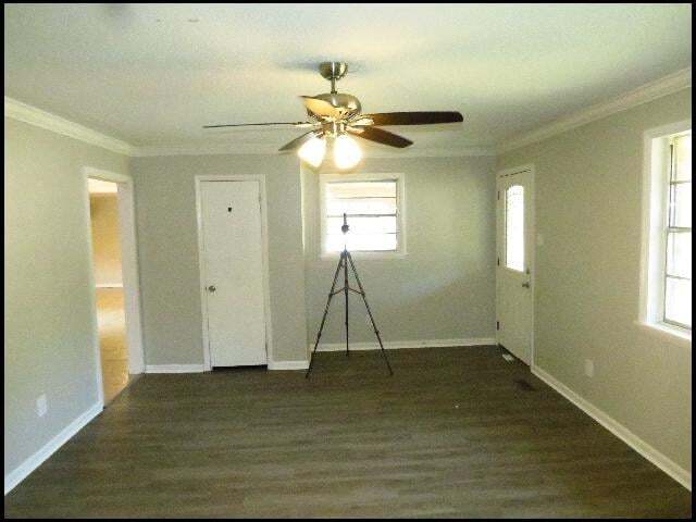 Foto del edificio - 9900 Pinnacle Valley Rd