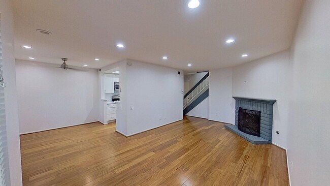 Building Photo - 2349 S Cutty Way