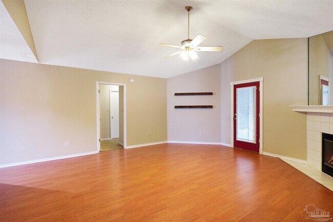 Foto del edificio - 2009 Coral St