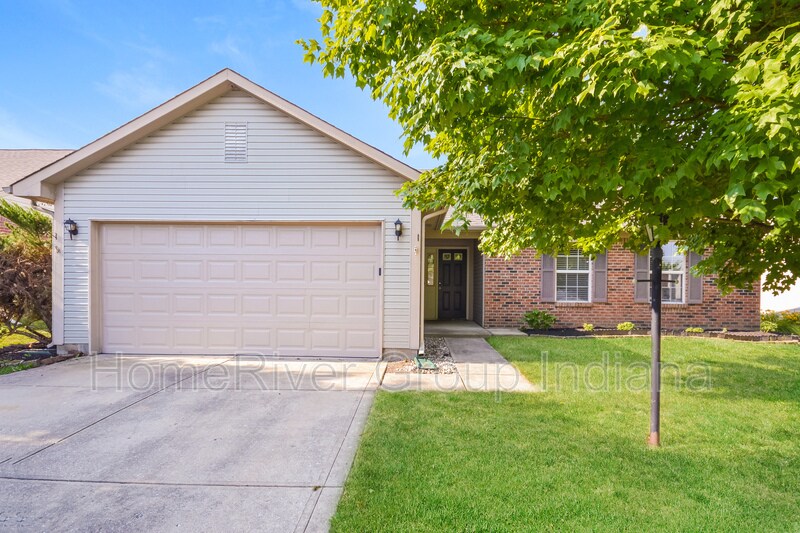 7605 Hidden Valley Ln