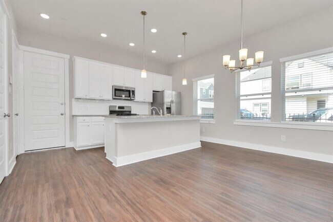 Foto del edificio - 754 Strawberry Pines Ct