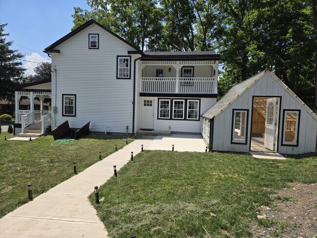 Building Photo - 797 Long Run Rd